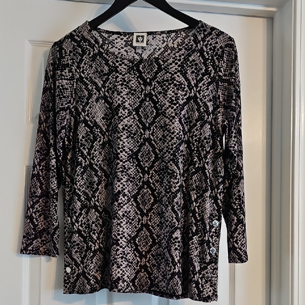 Anne Klein Black and Gray Snakeskin Blouse
